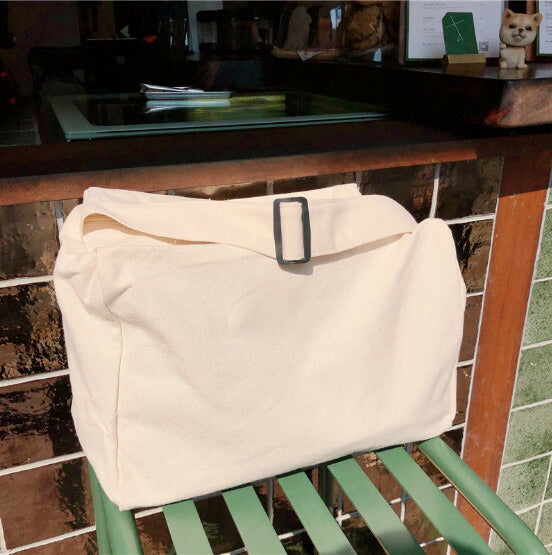 ショルダーバッグ 斜めがけ 大容量 バッグ 無地  韓国ファッション レディース メンズ 大人 大きめ 軽量 a4 トートバッグ ファスナー付き バッグ チャック付き 肩掛け マザーバッグ トート 布 鞄 シンプル エコバッグ ベジバッグ  ショルダートート [R][K] (Q)