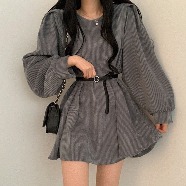 コーデュロイ ワンピース ベルト付き ランタンスリーブ パフスリーブ ショート丈 ミニスカート 体型カバー ゆったり ブラック ブラウン グレー ワンピ 長袖 レディース 黒 茶 灰色 秋冬ファッション かわいい おしゃれ シンプル 可愛い韓国ファッション オルチャン (Q)