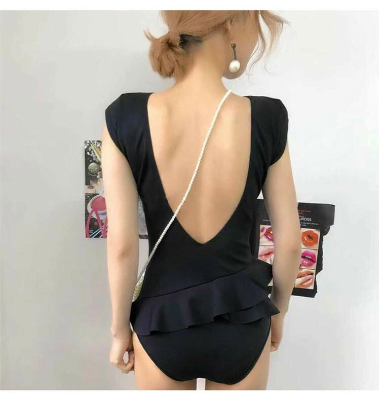 フリル ワンピース 水着 体型カバー 可愛い フレア ひらひら 露出が少ない フリフリ レディース トレンド 背中開き M L XL 2XL 大きいサイズ プラスサイズ  おしゃれ  黒 ブラック ワインレッド ワンピース水着 女性水着 ビーチ プール 海外セレブ かわいい 人気[J] [K](Q)